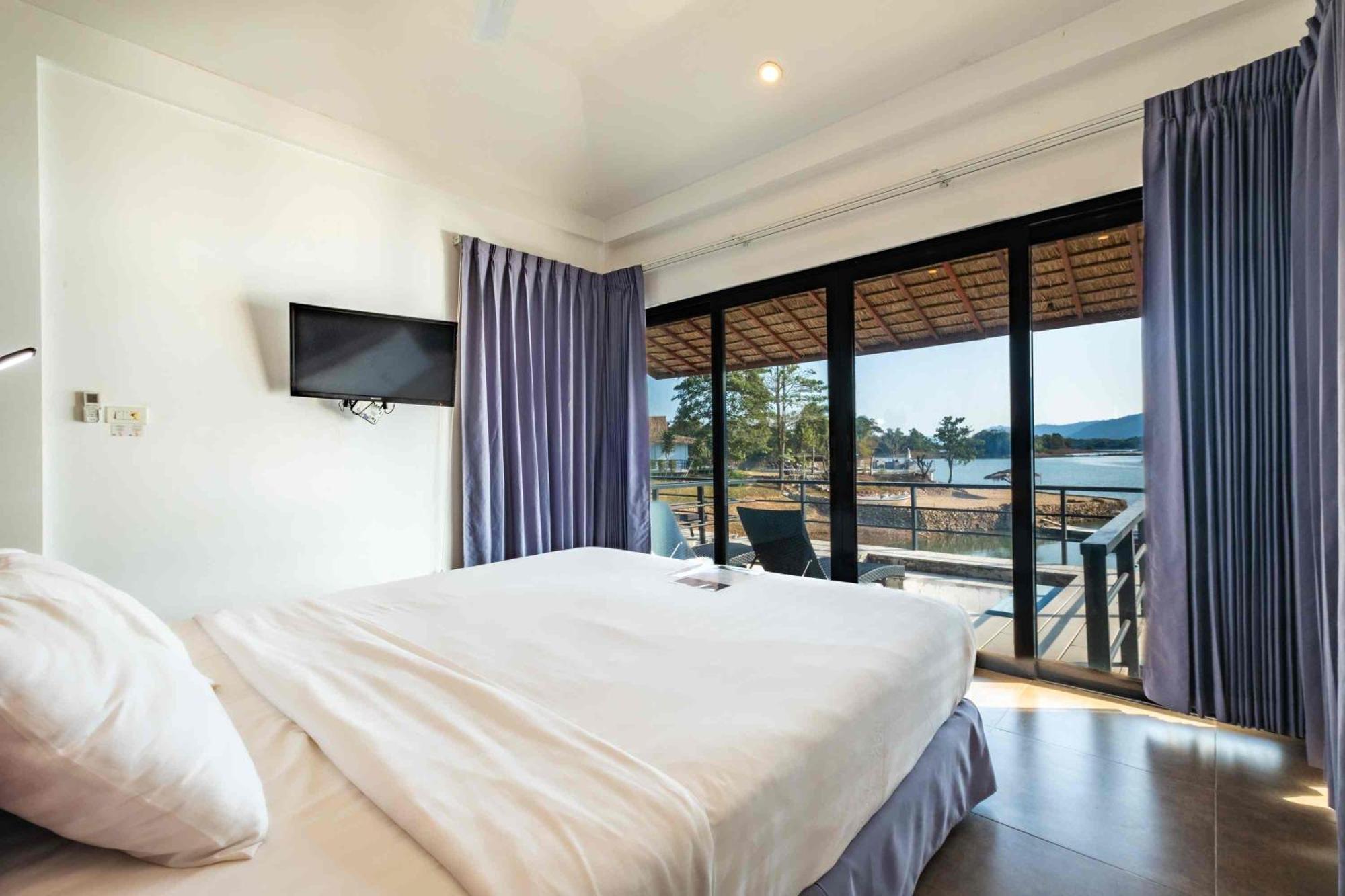 The Sanctuary Nam Ngum Beach Resort Vang Vieng Zewnętrze zdjęcie